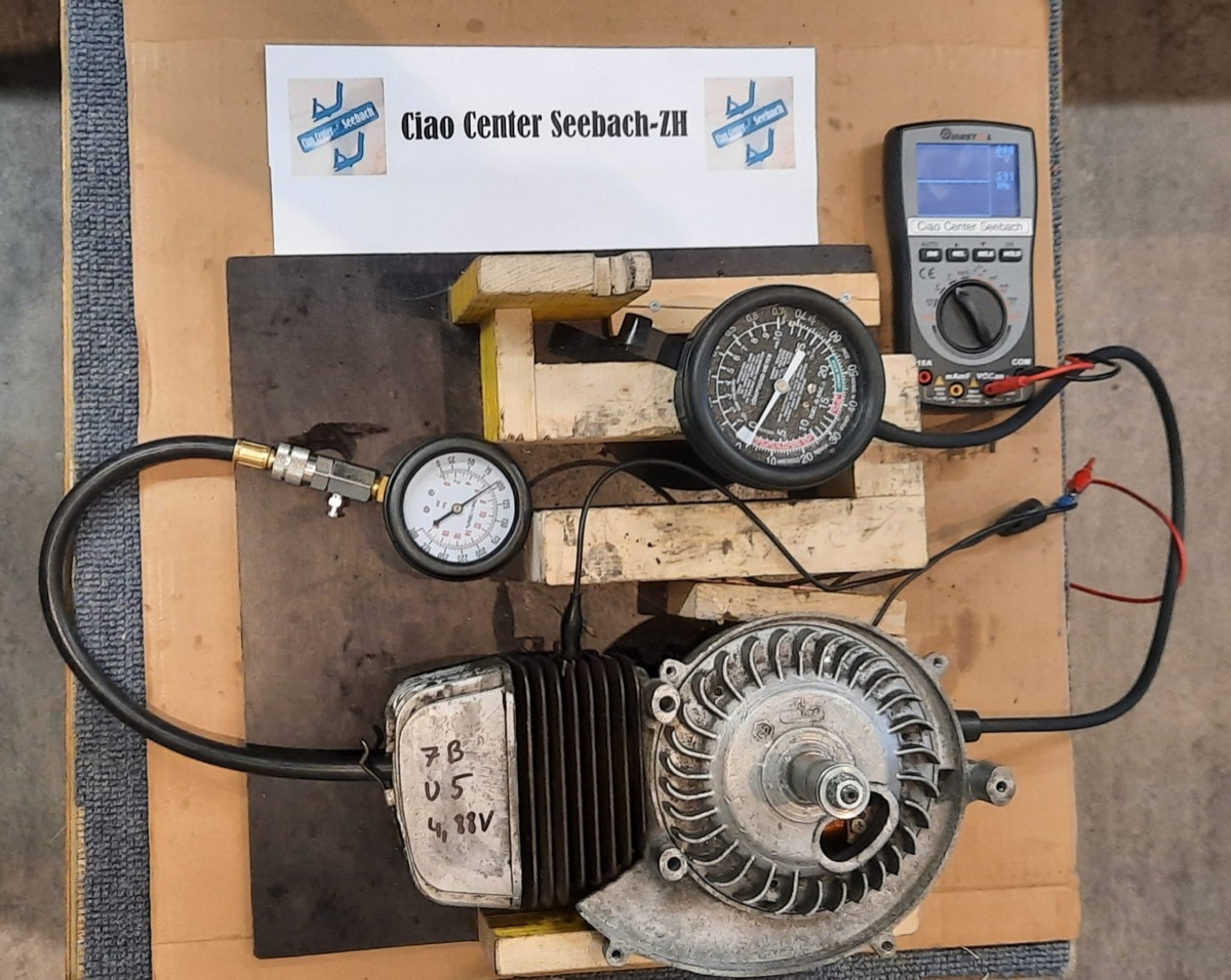 Werkbank mit Messgeräten für Druck- und Zündungsprüfung